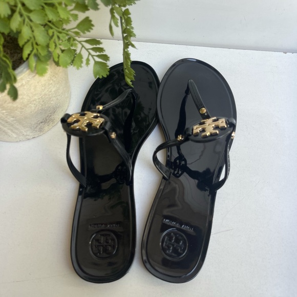 TORY BURCH🍂🍁black jelly sandals SIZE 7 womens - Picture 5 of 8